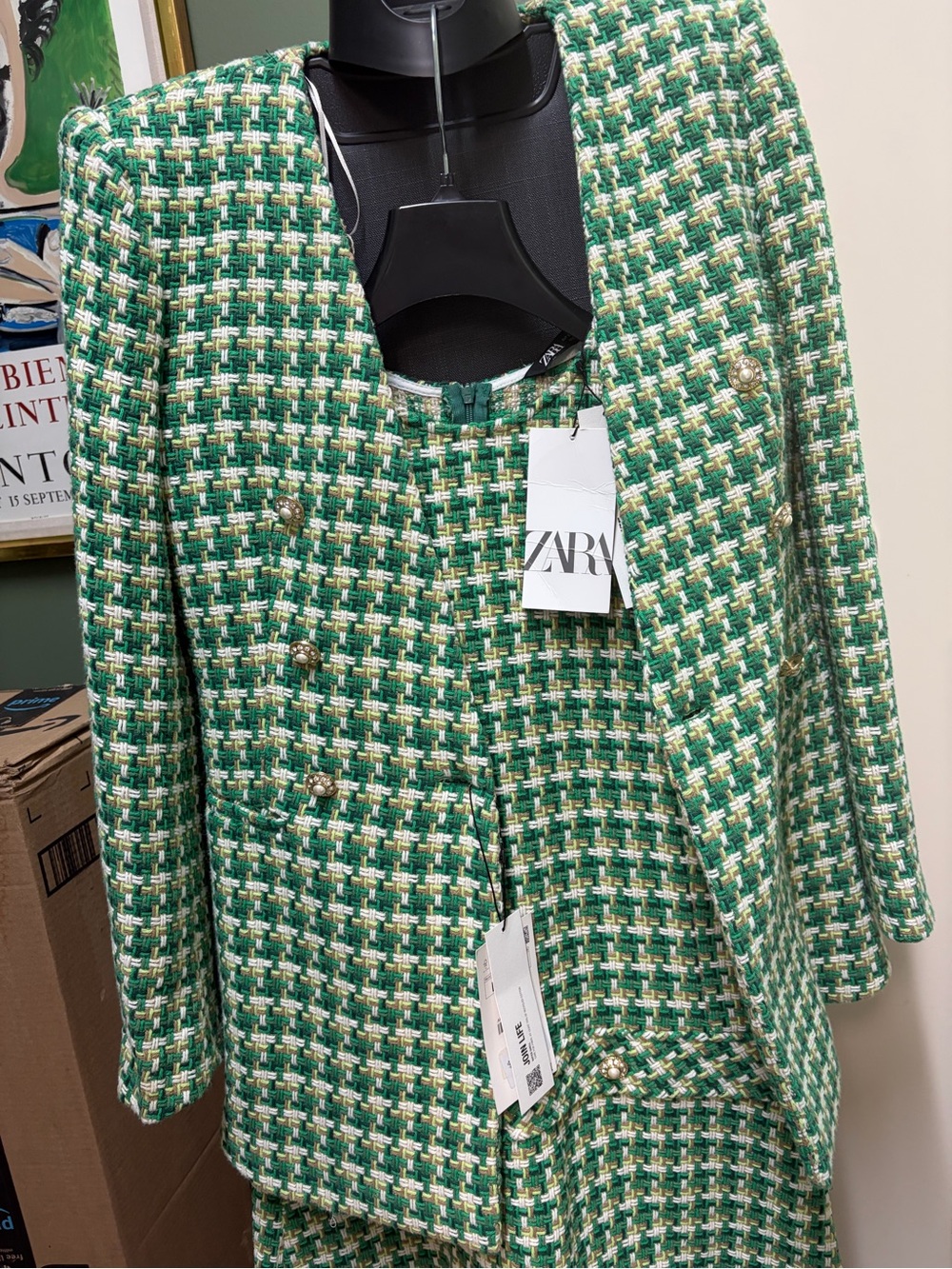 Zara Green White Beige Tweed Double-Breasted Blazer with Gold Buttons - Picture 5 of 6